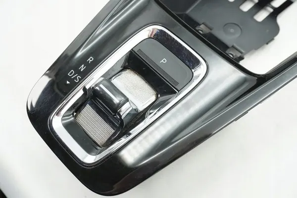 Painel de Câmbio Skoda Octavia MK4 5E4713203BK image 4