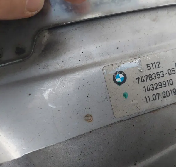 BMW 7 G11 G12 LCI Embout Échappement OEM 7478353 7478354 image 3