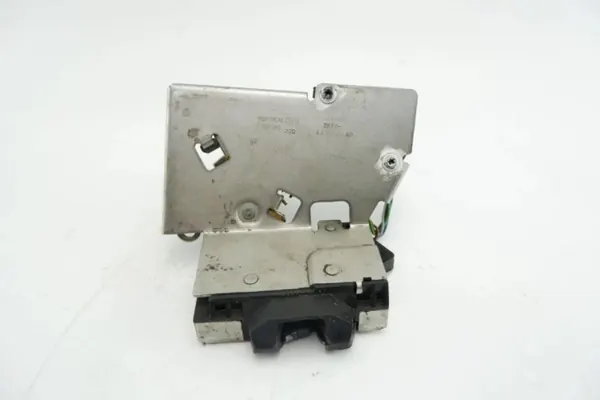 Serrure de coffre S1XNA pour Ford Mondeo MK3 2001-2007 image 4