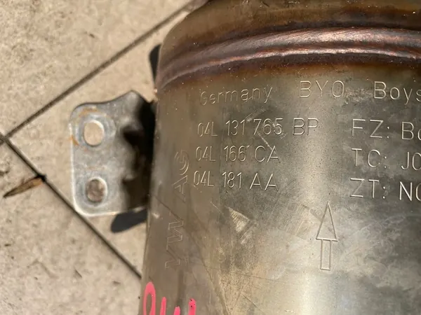 AUDI A4 A5 A6 2.0 TDI CATALYSEUR DPF 04L131670S image 4