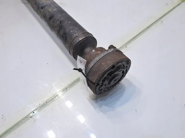 Drivaxel Audi A4 B7 2.0 TFSI Quattro OEM 8E0521101P image 3