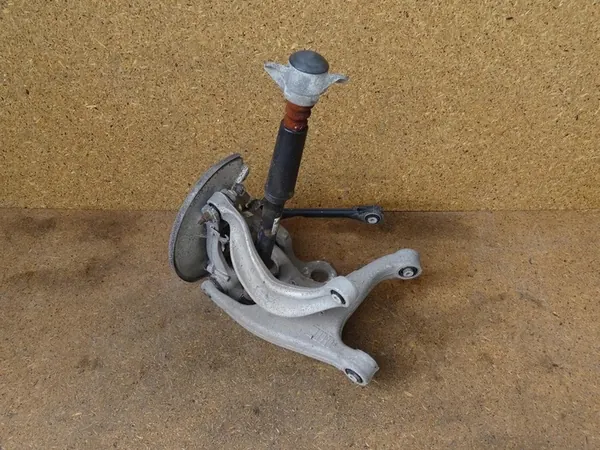 AUDI A4 B8 8K Braccio di Controllo Ammortizzatore Posteriore Sinistro OEM image 4