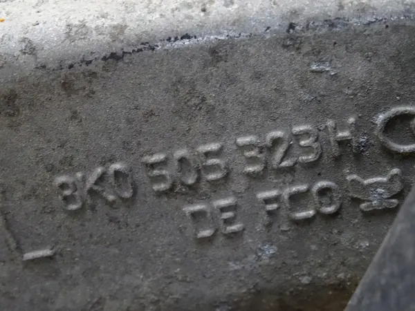 AUDI A4 B8 8K Braccio di Controllo Ammortizzatore Posteriore Sinistro OEM image 6