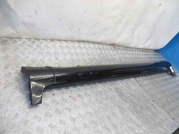 VOLVO XC60 Moldura Lateral Direita 452-13 image 3