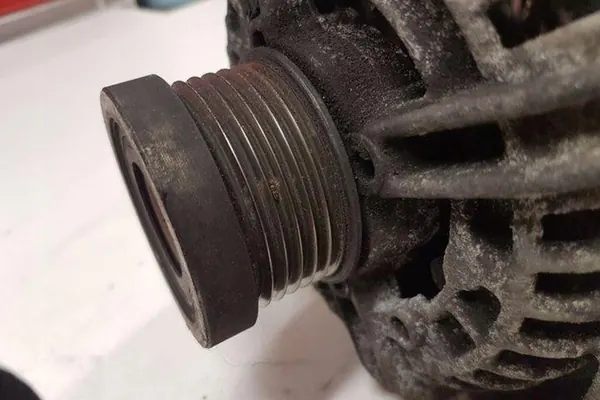 Vaihtovirtageneraattori VOLVO S60 I 2.4L diesel 2006 image 7