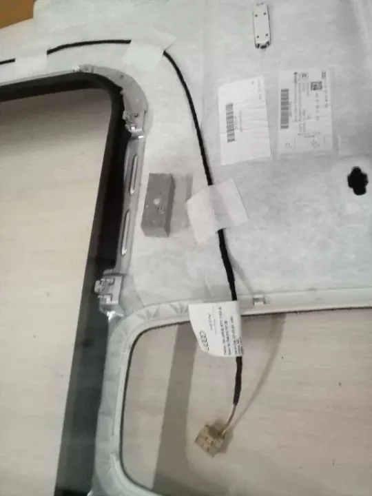 Himmel Audi e-tron 2019 OEM 4KE867505D image 10
