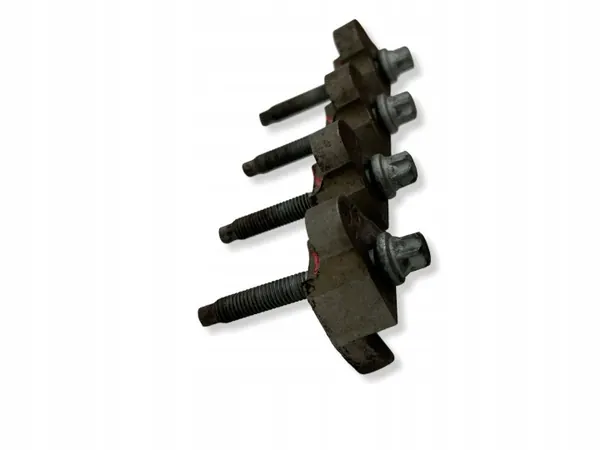 Soporte inyector Peugeot usado OEM NA 308 SW image 3