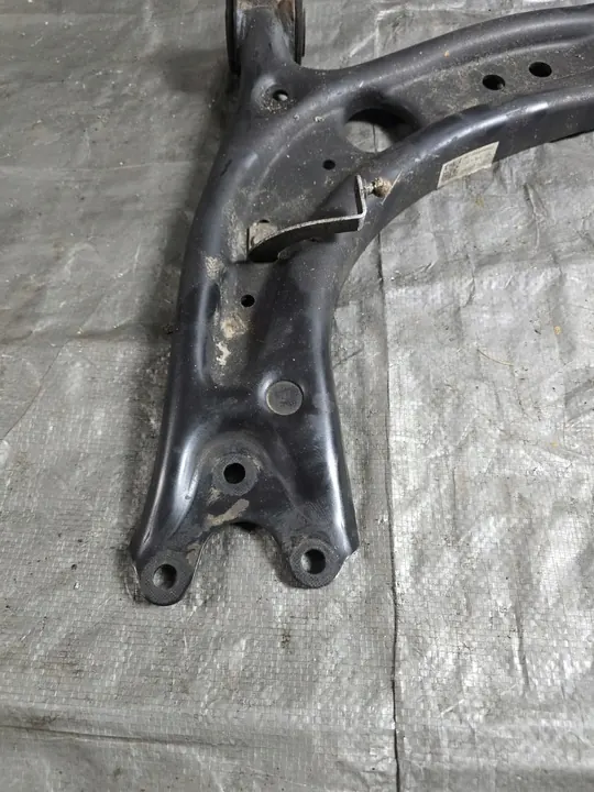 Audi Q2 2017 Braccio di Controllo Inferiore Anteriore Sinistro OEM 81A407151C image 2