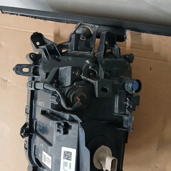 Mitsubishi ASX linke LED-Scheinwerfer OEM 8315A-5a083 image 5