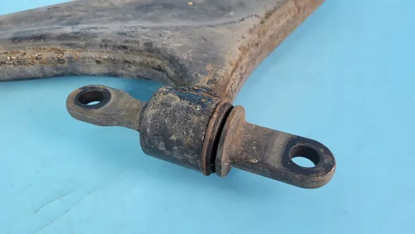 KIA SORENTO IV 1.6 T-GDI Braccio di Controllo Inferiore Destro image 9