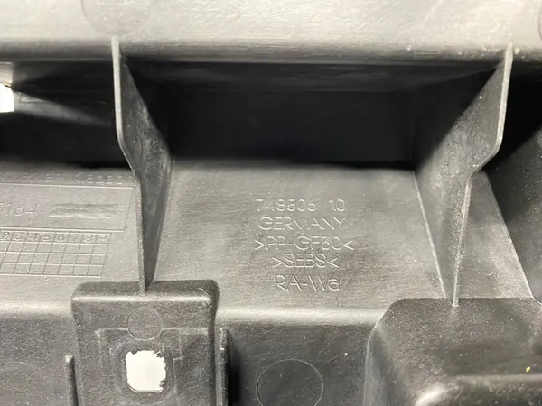 Vordere Luftansauggrill BMW X1 E84 2009-2015 image 7