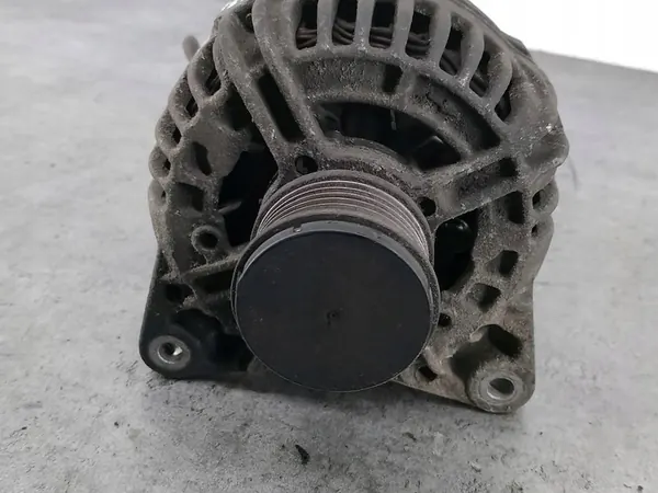 Vaihtovirtageneraattori Renault Megane II 1.5 DCI OEM 8200390676 image 2
