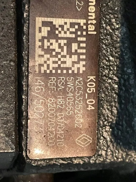 Brandstofpomp Renault OE 8200 704 200 image 2