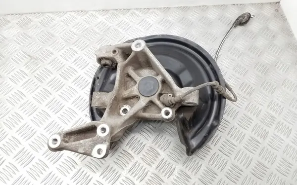 Mozzo ruota posteriore Skoda Yeti 2010 3C0505435F image 6