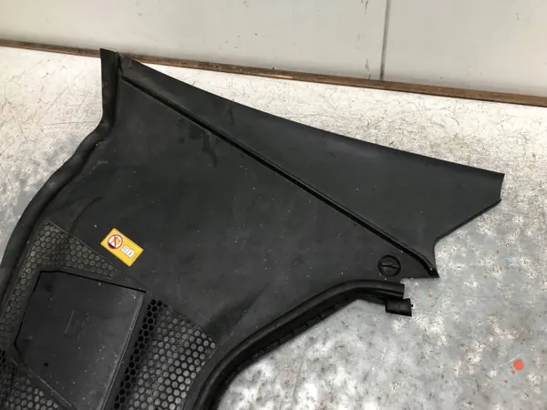 Visera derecha OEM A2058309002 Mercedes W205 image 3