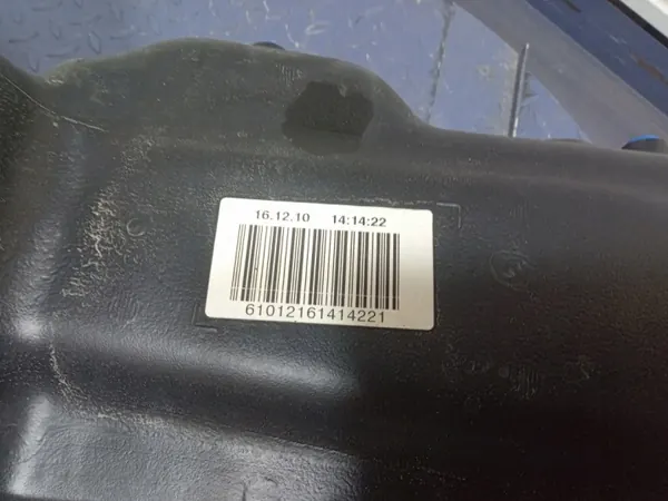 Audi Q5 I 8R Polttoainesäiliö OEM 8R0201021 - Käytetty image 4