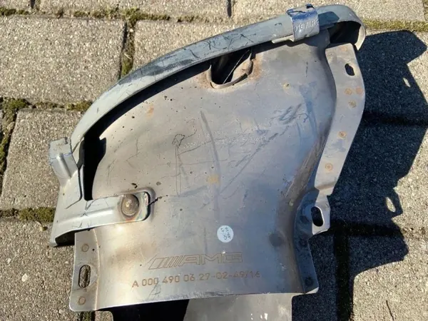 Punta de escape Mercedes-Benz OEM A0004900627 Usado image 3