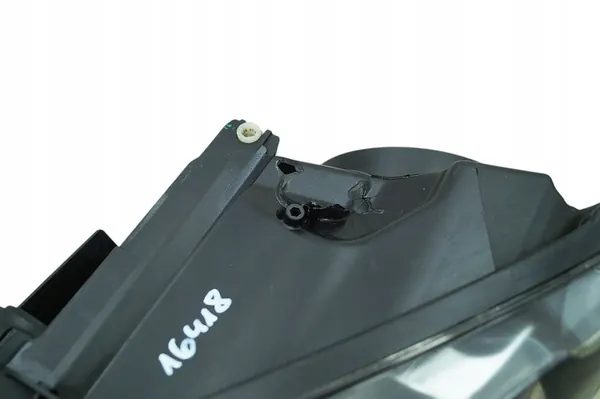 Vasen etuvalaisin VW Caddy 2K5 image 4