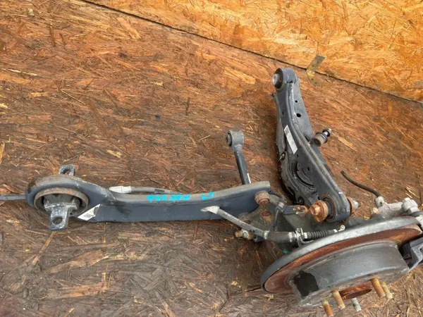 OEM ZWROTNICA WAHACZ LEWY TYŁ HYUNDAI TUCSON III 4X4 image 4