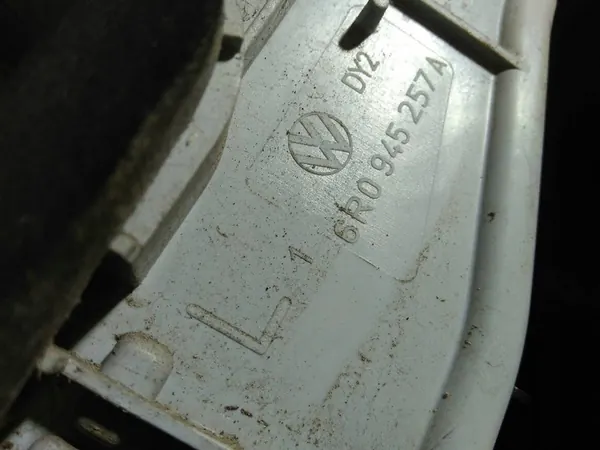 FARO TRASERO IZQUIERDO para VOLKSWAGEN POLO 5 6R0945257A image 3