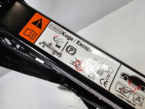 Macaco Ford Kuga Mk3 Escape OEM LV4C-17080-AE image 5