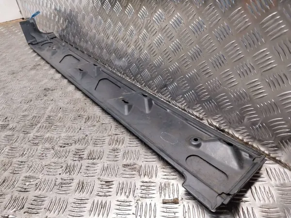 Abdeckleiste OEM 7H1843796H für VW Transporter T5/T6 image 3
