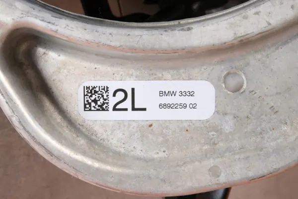 BMW 5 G61 i5 Linker Achternaaf OEM 8840683 - 1876 km image 9