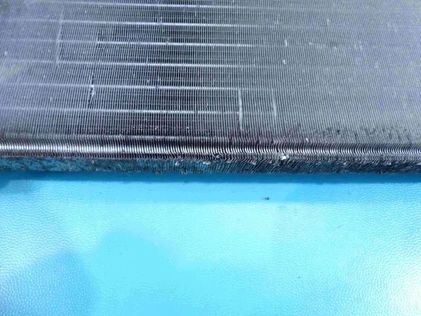 RADIADOR RENAULT TWINGO II 07-14 1.2 16V OEM 8200448553C image 3