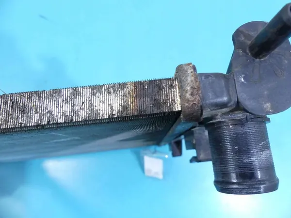 RADIADOR RENAULT TWINGO II 07-14 1.2 16V OEM 8200448553C image 8