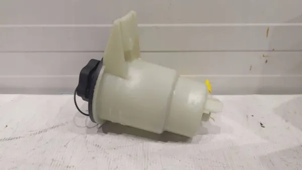 Servolenkungsbehälter OEM 4R3Z-3A697-AA image 3