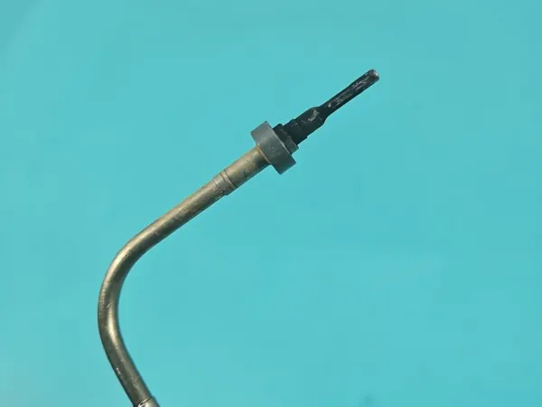 Exhaust Gas Temp Sensor Mercedes W246 2.1 CDI A0009051532 image 5