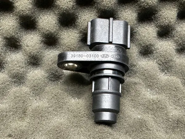 Capteur de position d'arbre à cames OEM 39180-03100 Kia image 2