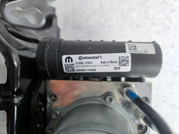 Jeep Grand Cherokee WL Ophangingspomp OEM 68462119AN image 4