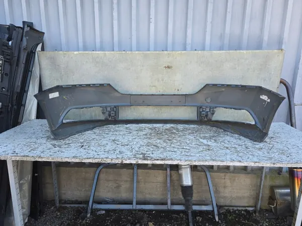 Skoda Fabia III framstötfångare OEM 6V0807221F image 6