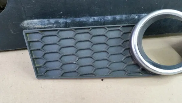 CHEVROLET AVEO T255 Rejilla de Parachoques Halógena Derecha/Izquierda OEM image 3