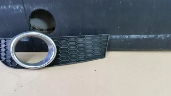 CHEVROLET AVEO T255 Rejilla de Parachoques Halógena Derecha/Izquierda OEM image 9