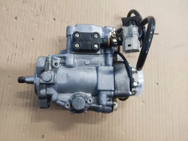 Bosch Brandstofpomp Mercedes Sprinter 2.9TDI image 2