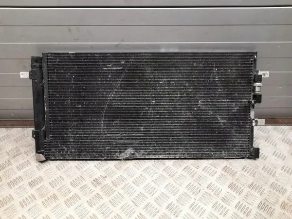 Audi A6 S6 C7 AC-kondensaattori OEM 4G0260401P image 2