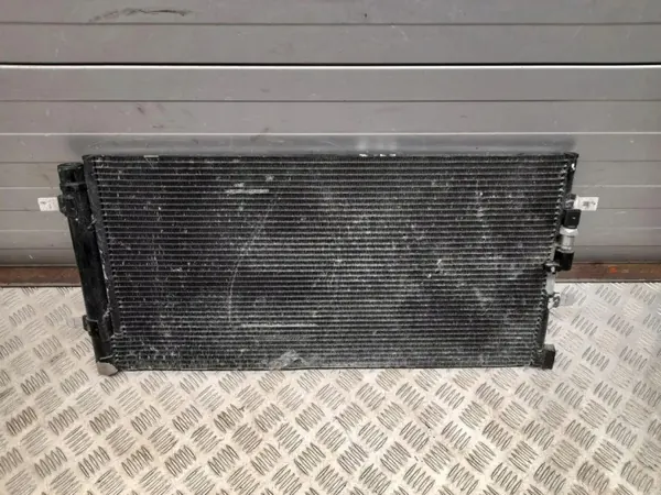 Audi A6 S6 C7 AC-kondensaattori OEM 4G0260401P image 3