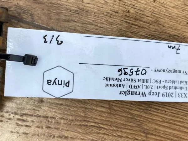 Jarrulevyt ja -palaset takana OEM komplet Jeep Wrangler image 10