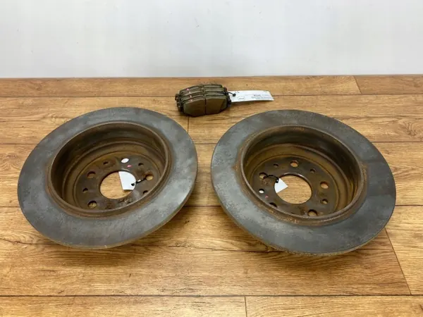 Jarrulevyt ja -palaset takana OEM komplet Jeep Wrangler image 6