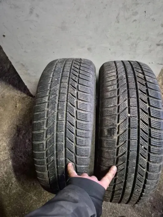 Grelha traseira de porta-malas OEM 22555R17 para Hyundai Sonata VII image 3