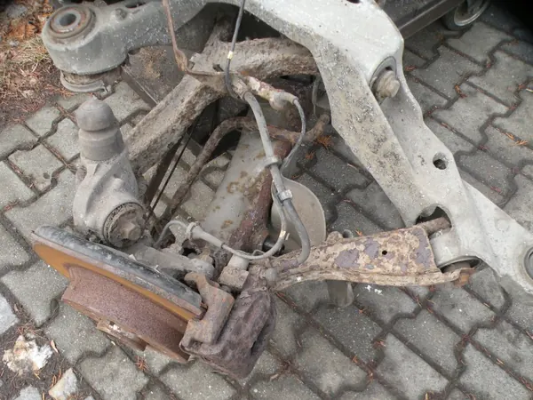 Volvo XC70 01-06 Hinterachsschwinge OEM 9200153 image 4