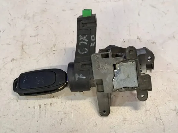 Lukituslukko OEM 30762482 Volvo V70 II:lle image 3