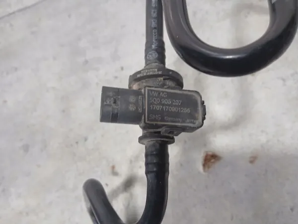 Mangueira de vácuo Audi OE com válvula OEM 6C1612041C image 4