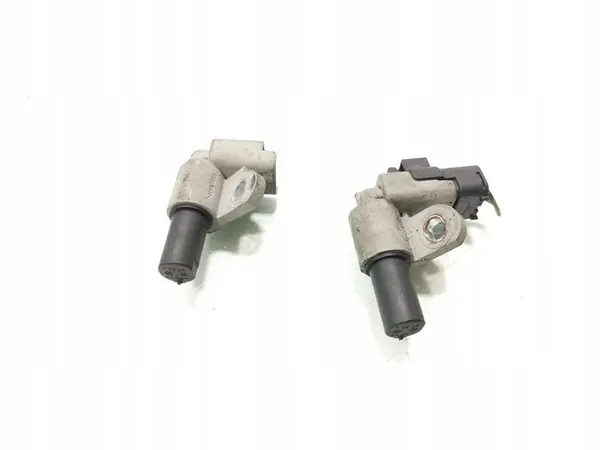 Sensor de posición del árbol de levas Ford Focus 1.6 TDCi 2010 image 2