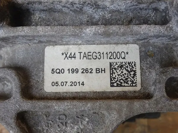 Soporte de motor AUDI A3 8V 5Q0199262BH image 4