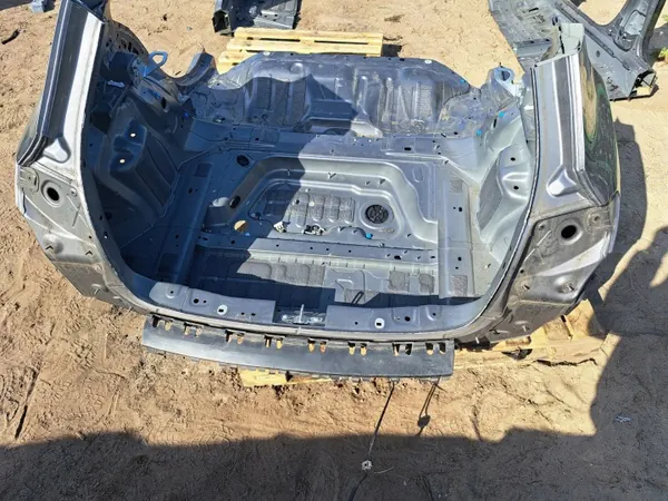 Mercedes W177 Takapään Paneeli Kokonaisuus image 4