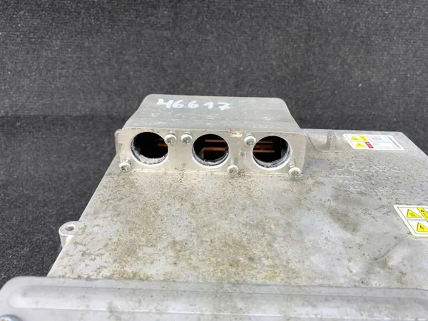 Inversor Polestar 2 OEM 32335134 - Usado image 4