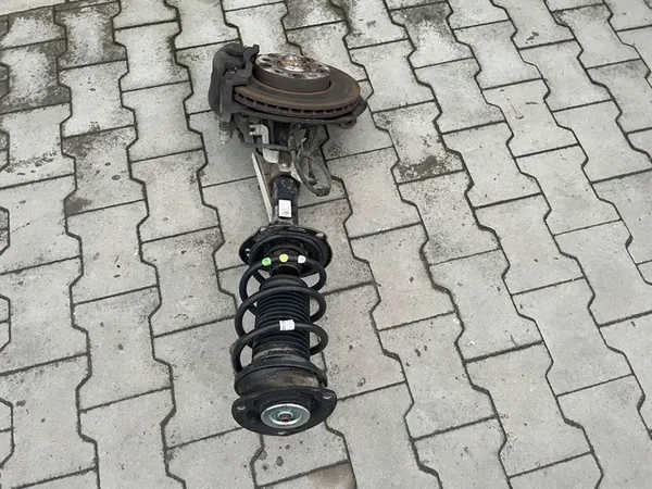 Ammortizzatore McPherson 1.6 TDI Destro Anteriore SEAT LEON III image 4